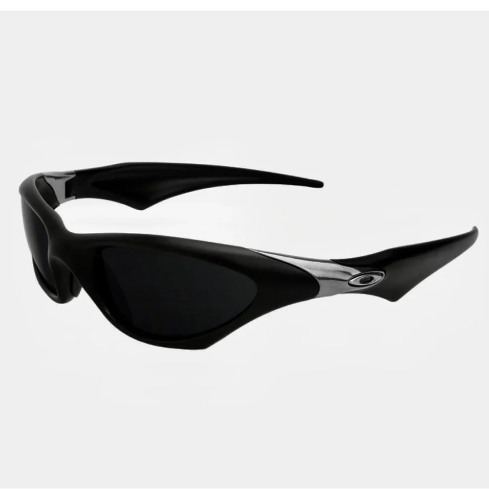 Oakley Scar Sunglasses in black with black lenses